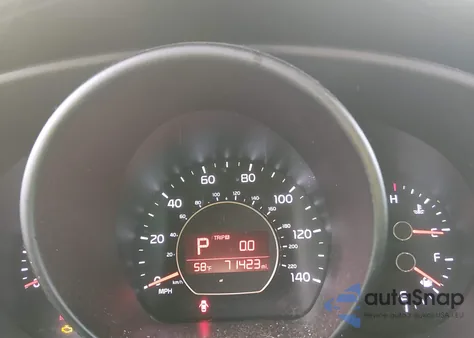 2015 Kia Soul + from USA, damaged, VIN KNDJP3A55F7758718